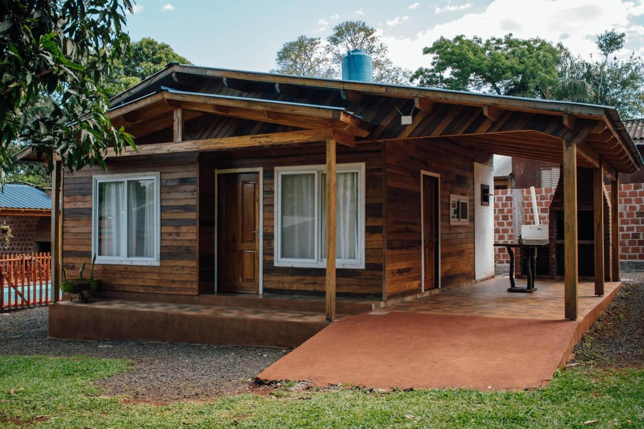 Cabañas La Amistad Puerto Iguazú Exterior foto